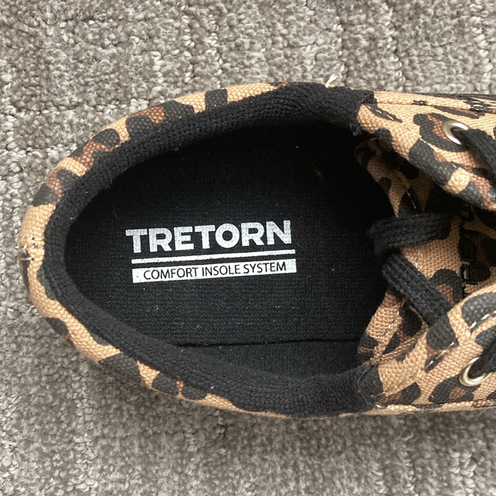 Tretorn ‘Nylite' Sneaker Leopard Print with Black Shoelaces - Picture 9 of 10